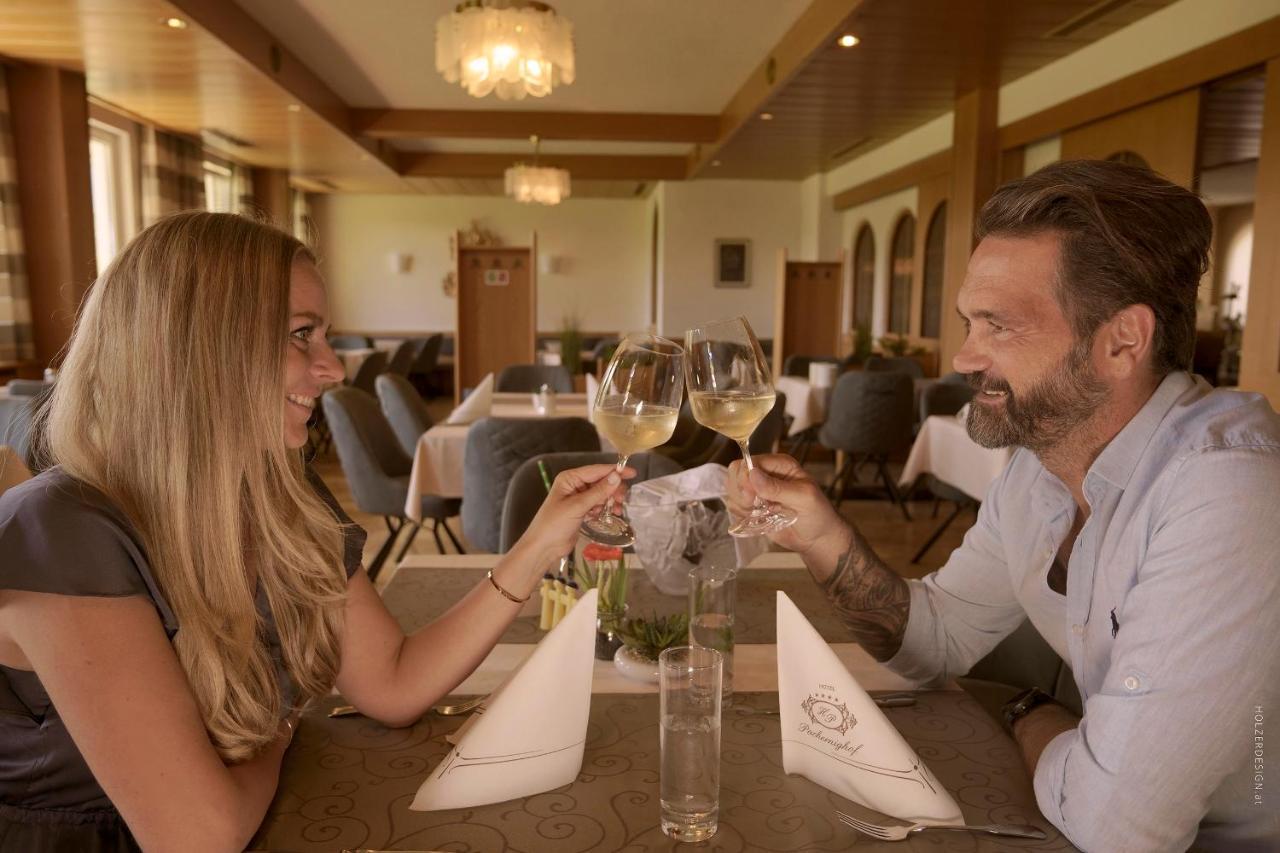 Hotel Pachernighof フェルデン・アム・ヴェルターゼー エクステリア 写真