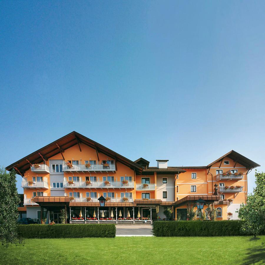 Hotel Pachernighof フェルデン・アム・ヴェルターゼー エクステリア 写真